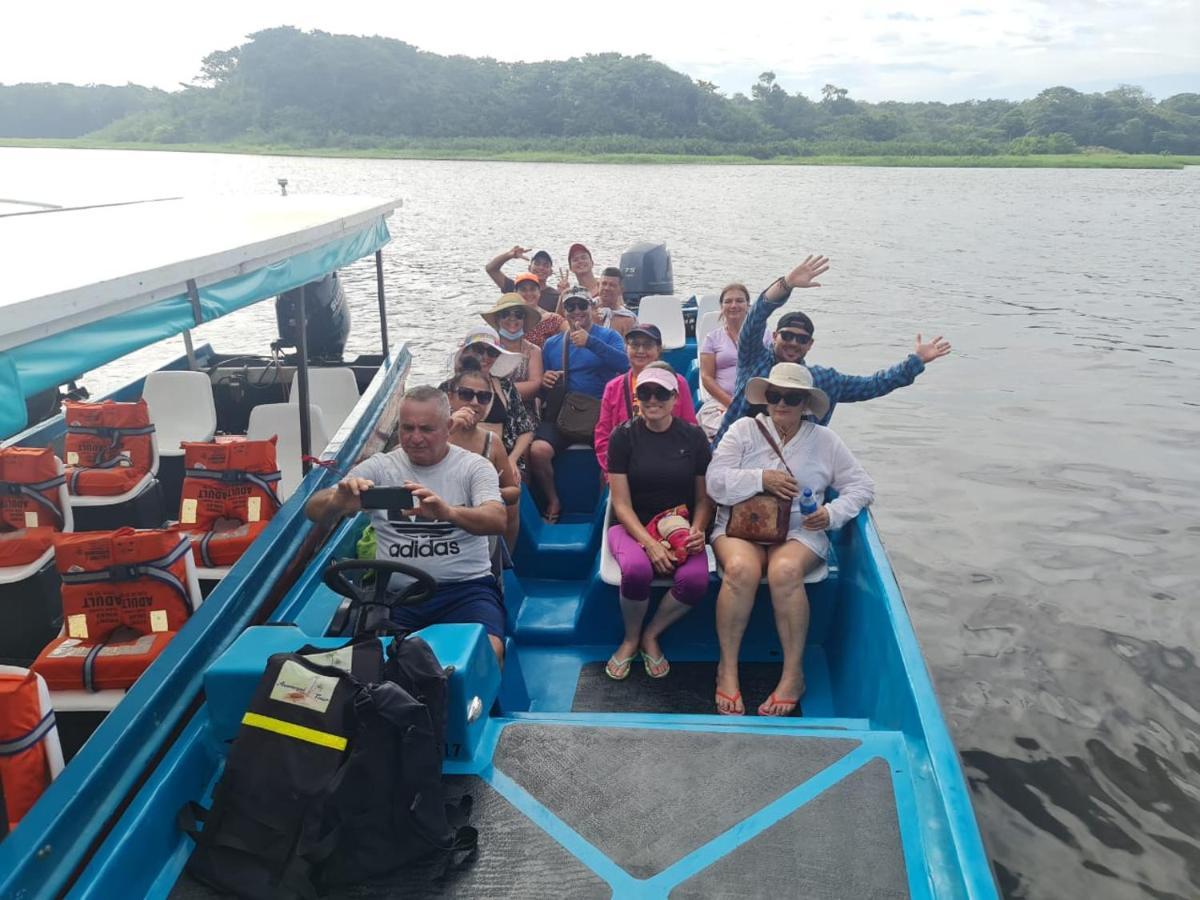 Cabinas El Muellecito Tortuguero Extérieur photo